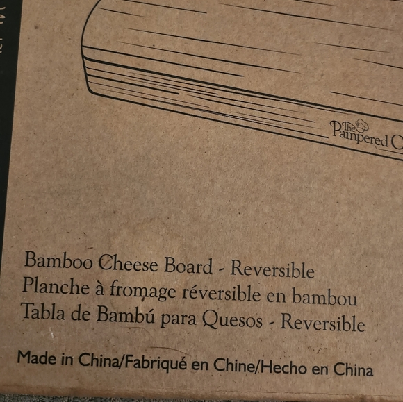 Pampered Chef bamboo reversible cheese board *New* - Picture 2 of 3